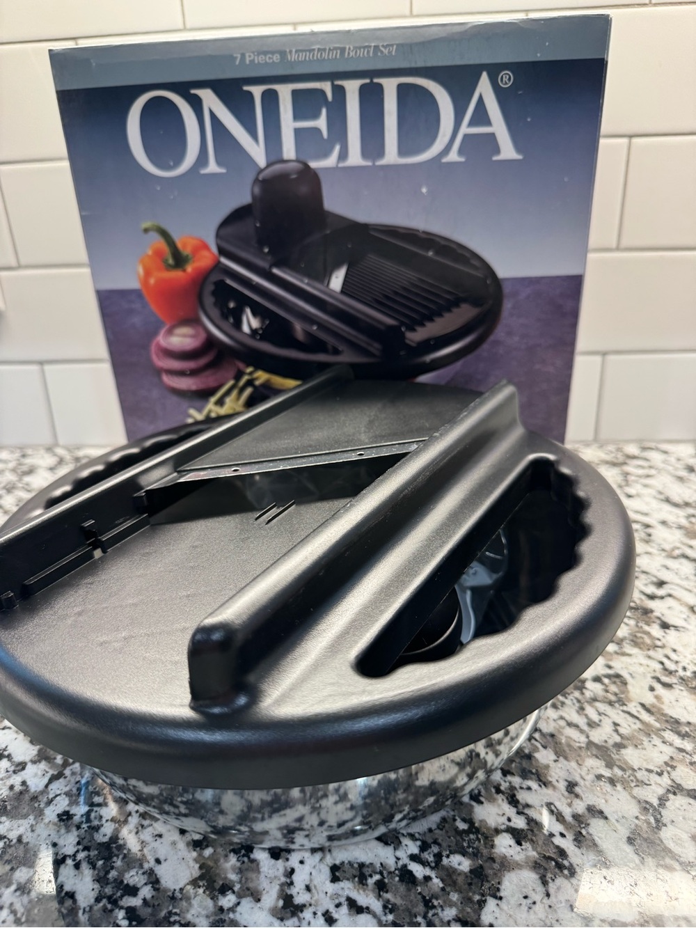 Oneida Black Mandolin Bowl Set with Stainless Bowl